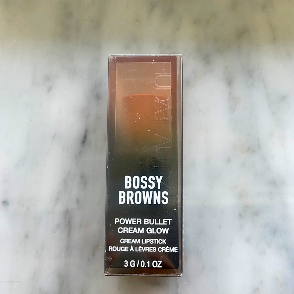 HUDA BEAUTY Lipstick